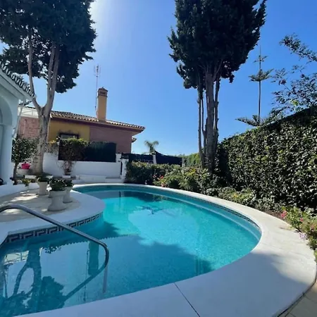Villa Flores De Cabopino *