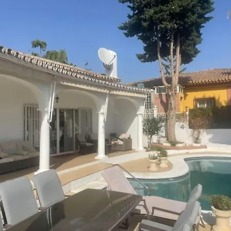 Villa Flores De Cabopino