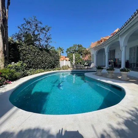 Villa Flores De Cabopino Marbella