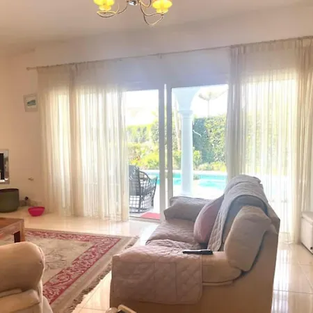 Villa Flores De Cabopino *